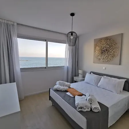 Cosea Living: Seaside Two Bedroom Flat In Harbour 106
