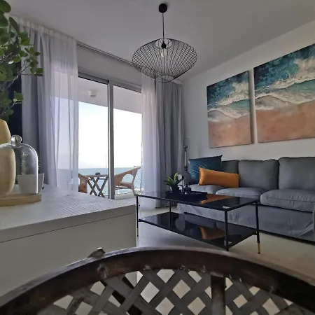 Cosea Living: Seaside Two Bedroom Flat In Harbour 106 * Paphos