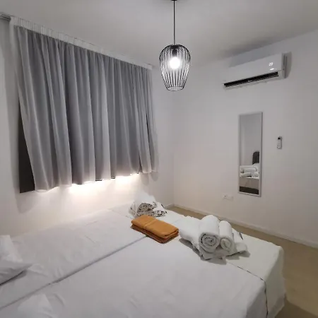 Apartmán Cosea Living: Seaside Two Bedroom Flat In Harbour 106 *