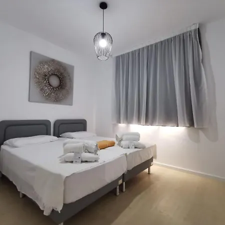Cosea Living: Seaside Two Bedroom Flat In Harbour 106 Apartmán