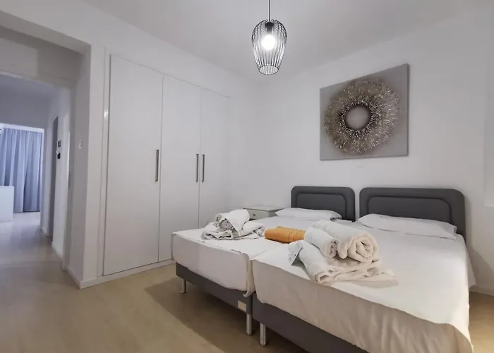 Cosea Living: Seaside Two Bedroom Flat In Harbour 106