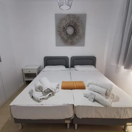 Cosea Living: Seaside Two Bedroom Flat In Harbour 106 Paphos